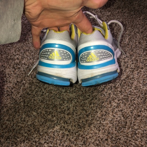 Adidas running shoes - Picture 4 of 8